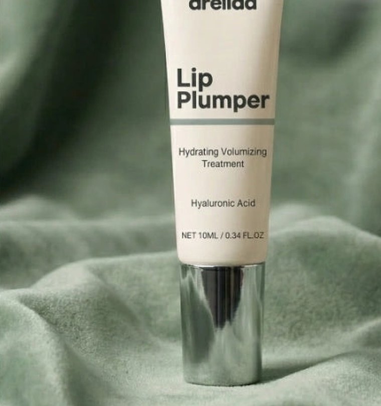 The Areliaa Lip Plumper in a small tube